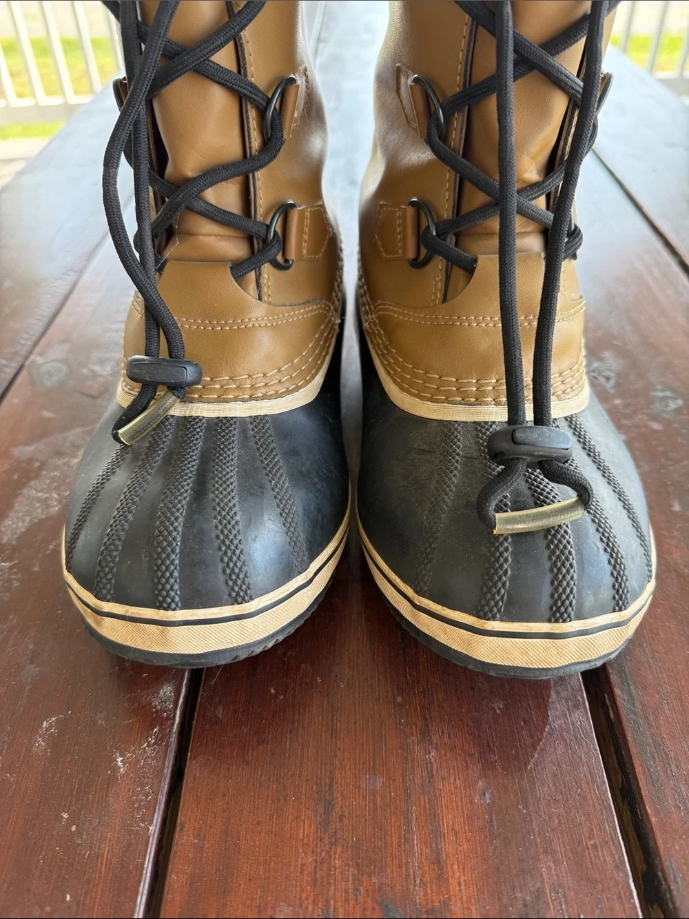 SOREL Caribou Waterproof Winter Snow Boots Tan Black Leather.